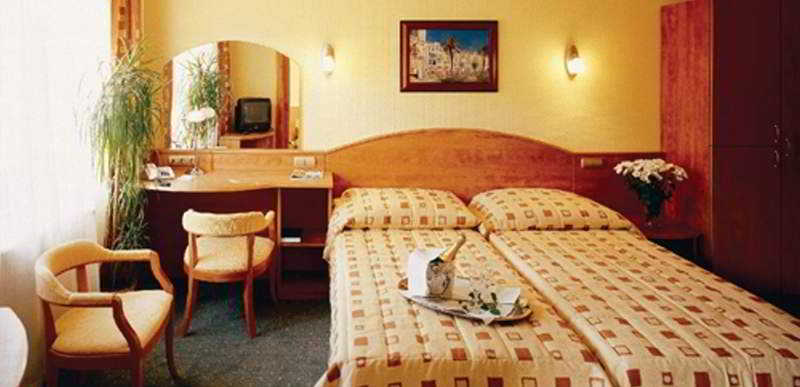 Normafa Hotel بودابست الغرفة الصورة
